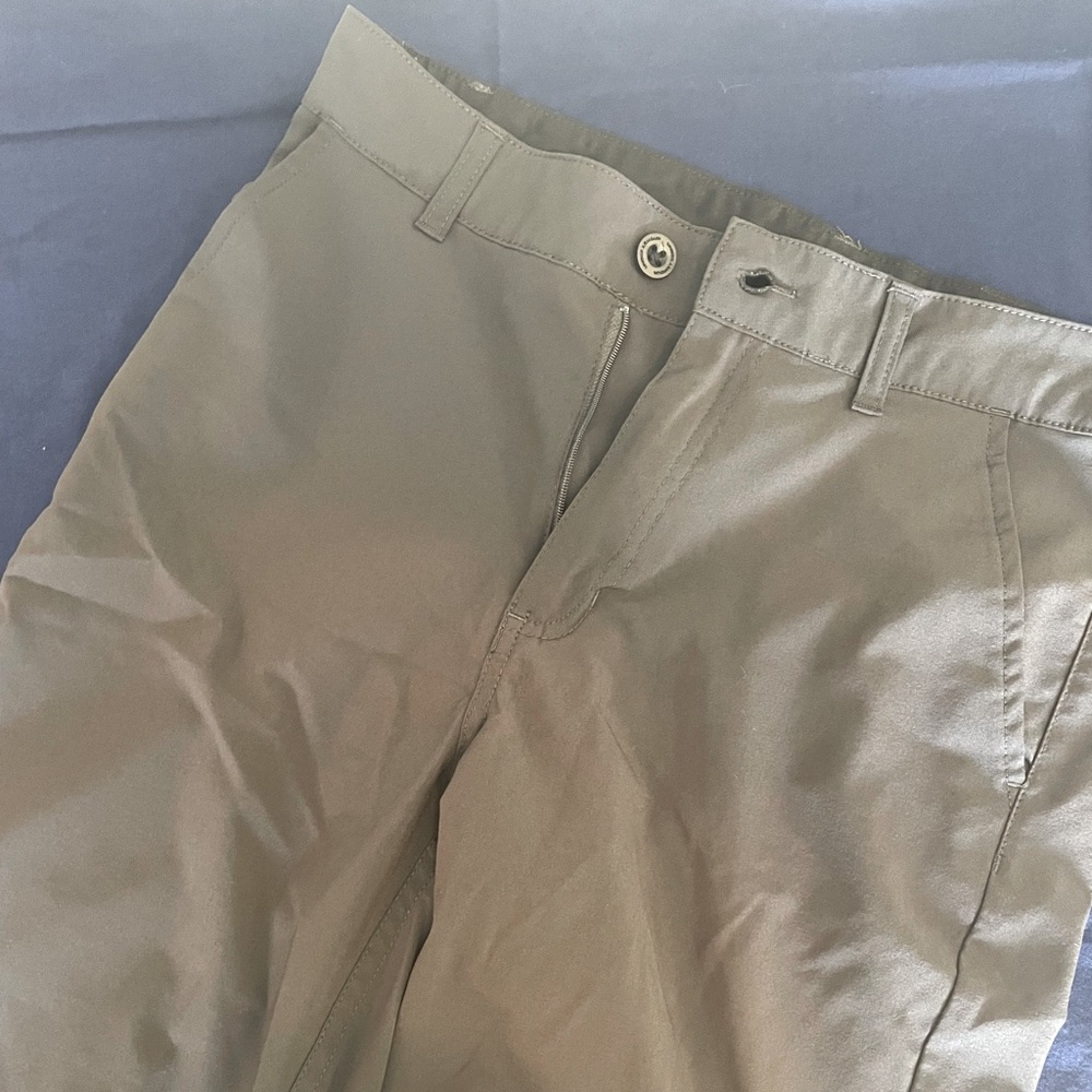 Under Armour boys shorts